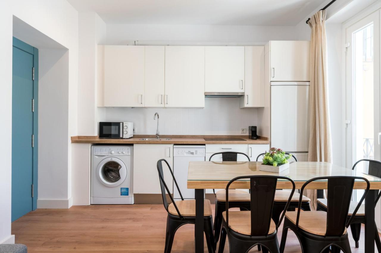 Apartamentos Leoncillos Sevilla Bagian luar foto