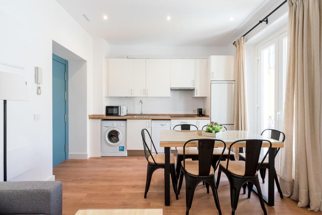Apartamentos Leoncillos Sevilla Bagian luar foto