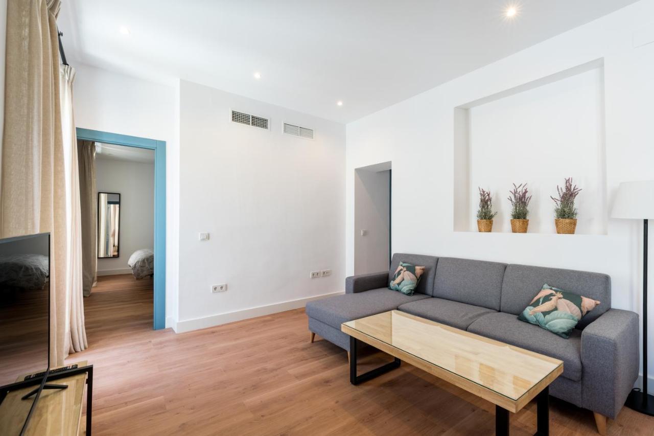 Apartamentos Leoncillos Sevilla Bagian luar foto
