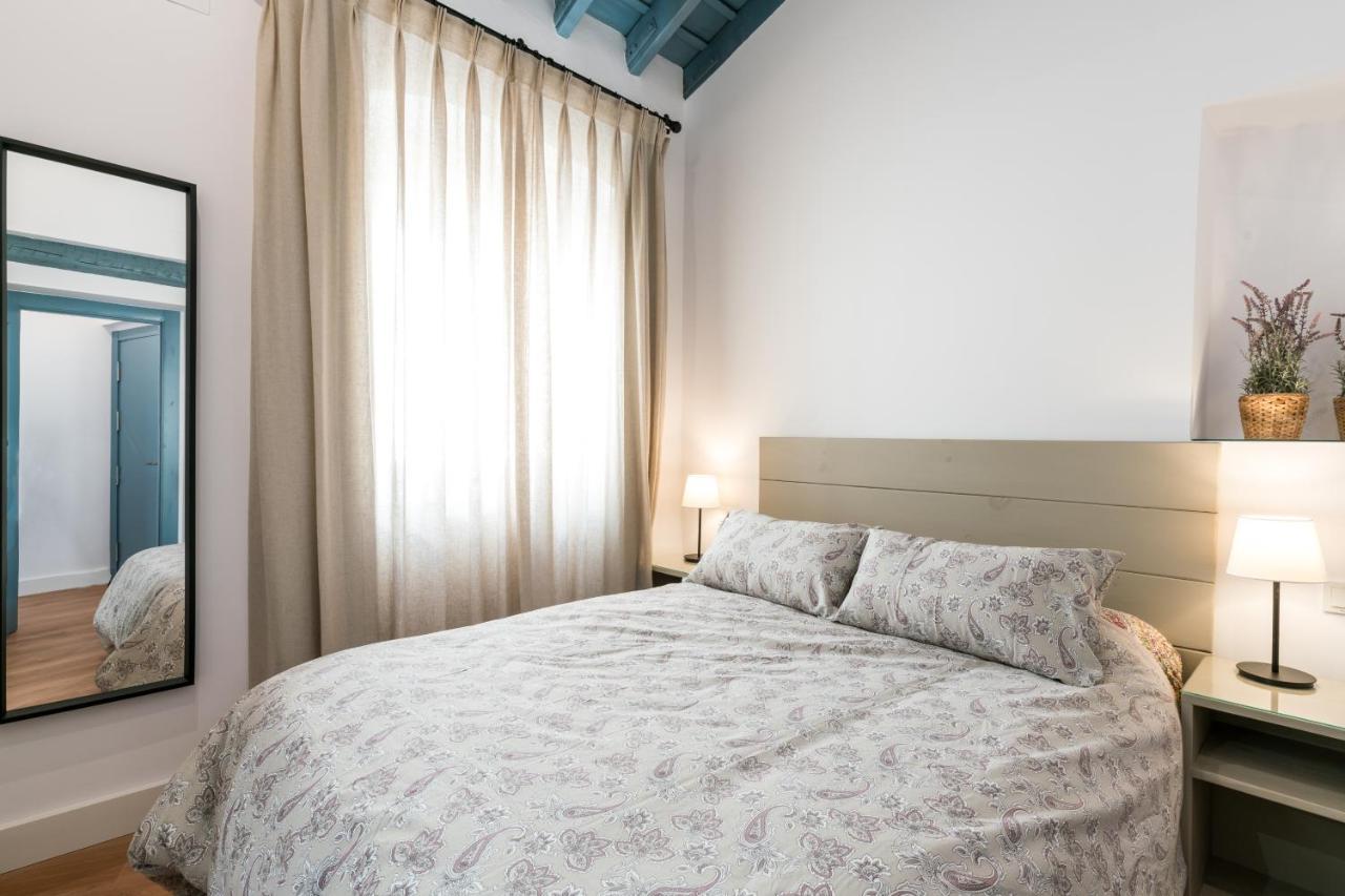 Apartamentos Leoncillos Sevilla Bagian luar foto