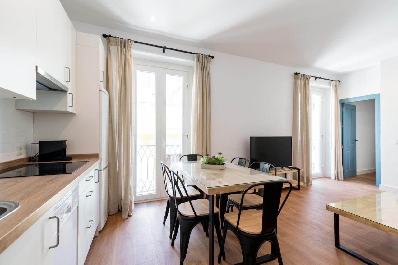 Apartamentos Leoncillos Sevilla Bagian luar foto